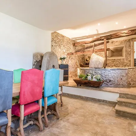 Cozy In With Private Swimming Pool, Be Inside Or Outside Holiday home *