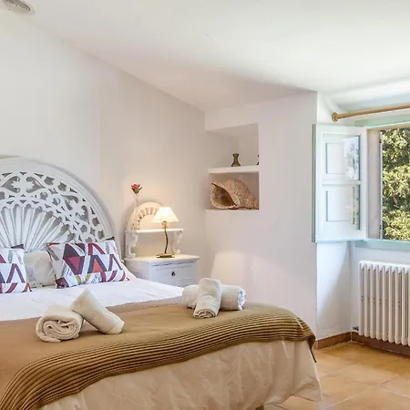 Holiday home Cozy In With Private Swimming Pool, Be Inside Or Outside