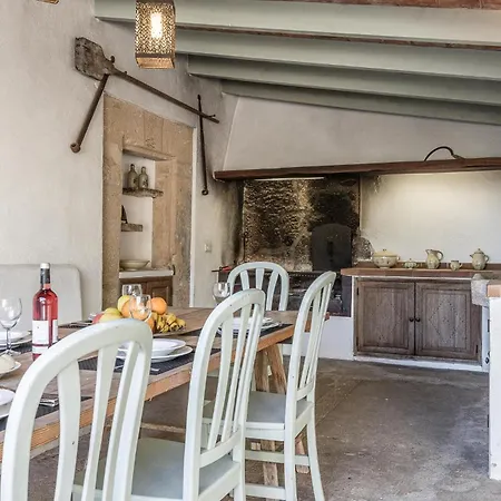 Cozy In With Private Swimming Pool, Be Inside Or Outside Pollenca